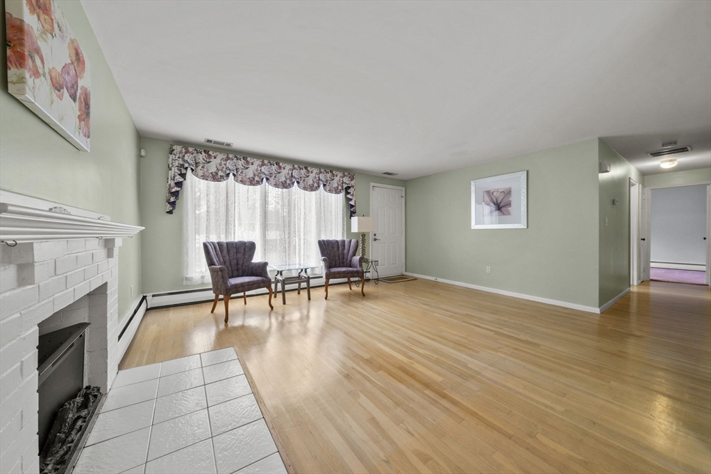 41 Samoset Road Peabody, MA 01960 - Photo 5 of 37