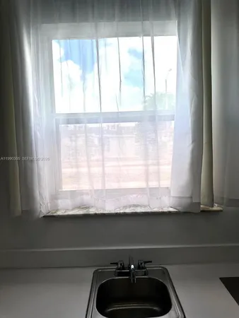 $1,300 | 3775 Northwest 13th Street, Miami, FL 33126