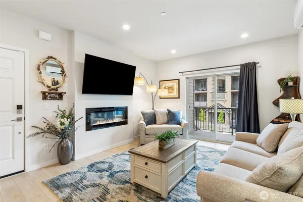 $424,900 | 1845 Southeast 12th Place, Unit H204, North Bend, WA 98045