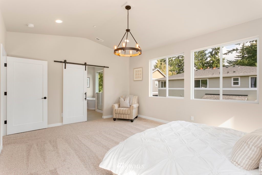 16214 114th Avenue Southeast Renton, WA 98055 - Photo 15 of 24