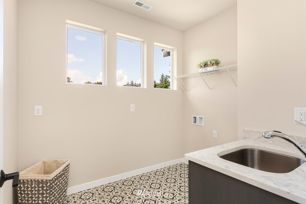 16214 114th Avenue Southeast Renton, WA 98055 - Photo 23 of 24