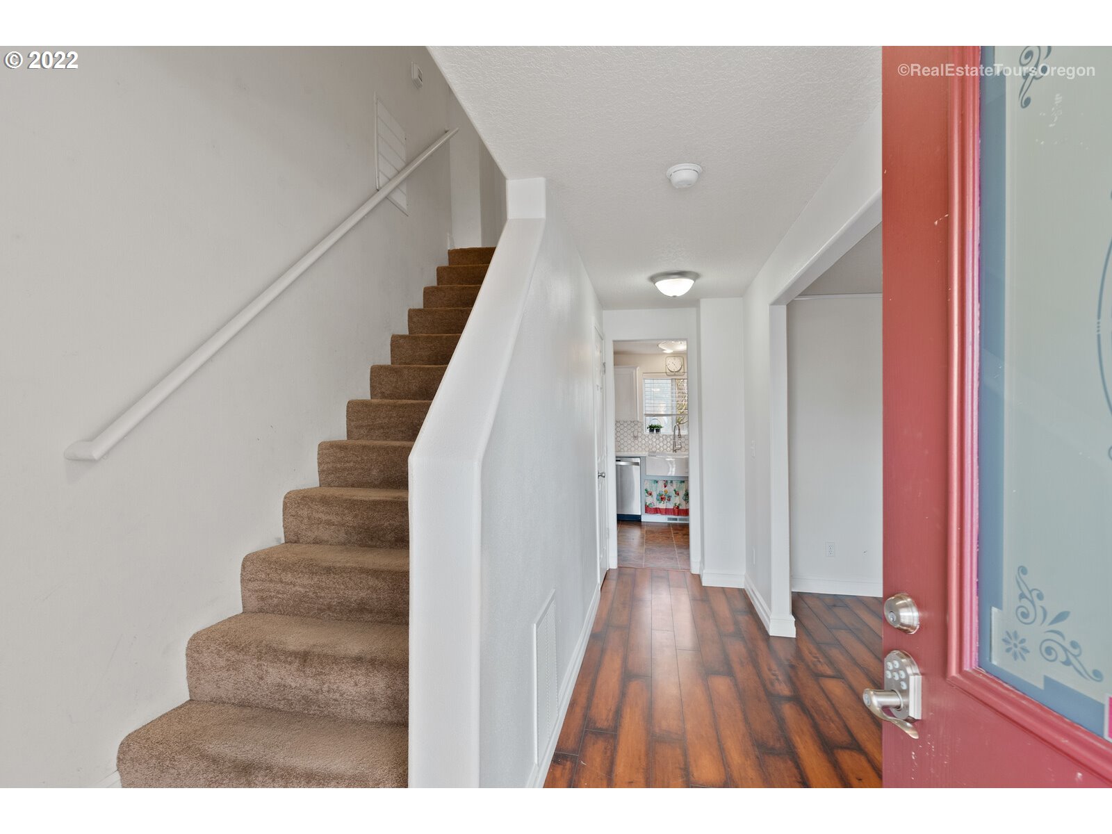 802 Goff Road Forest Grove, OR 97116 - Photo 5 of 28 Gallery Image 5