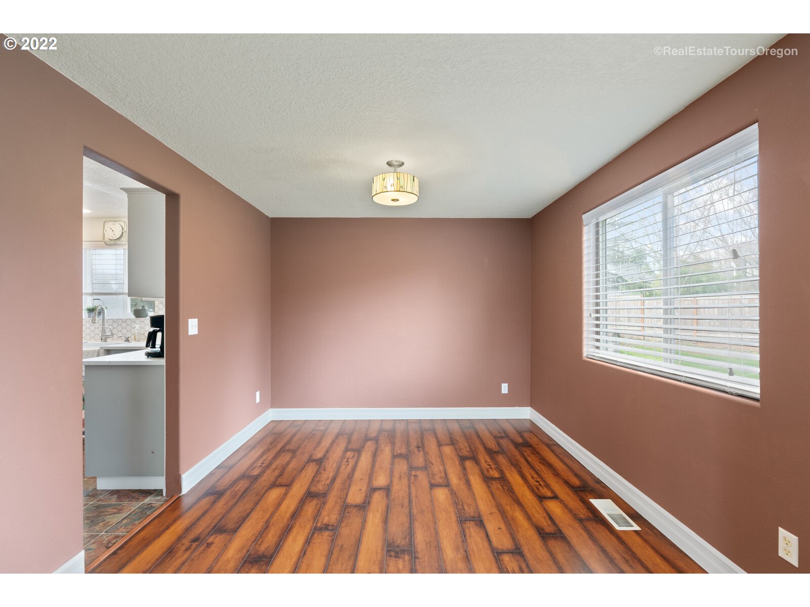 802 Goff Road Forest Grove, OR 97116 - Photo 8 of 28 Gallery Image 8