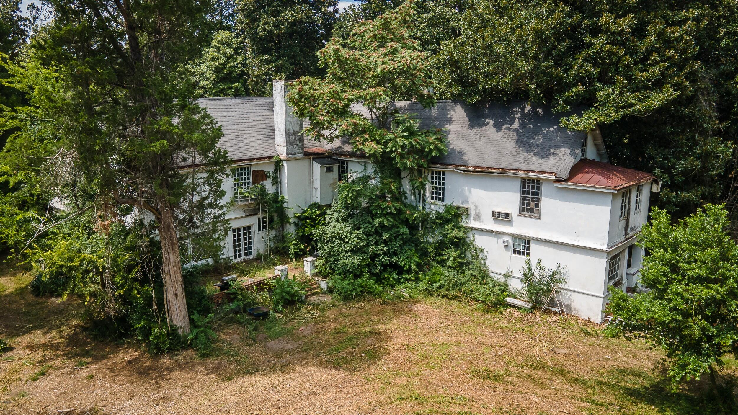 1210 Whiskey Road Aiken, SC 29803 - Photo 27 of 36 WisteriaManorDrone-04