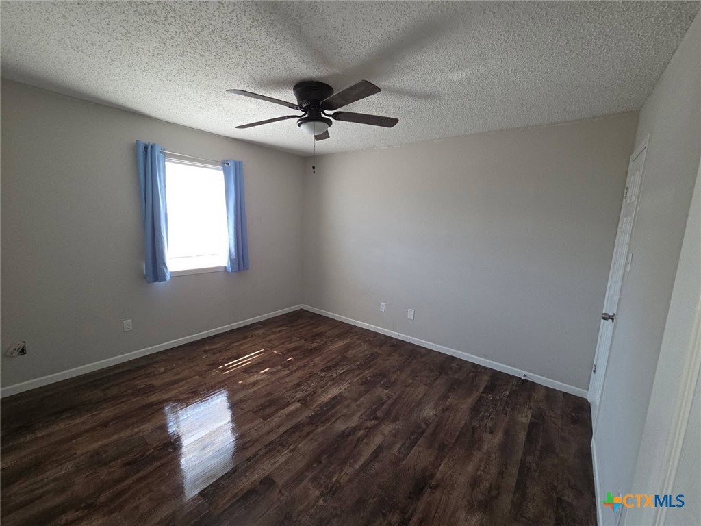 4302 Lake Road Killeen, TX 76543 - Photo 7 of 17