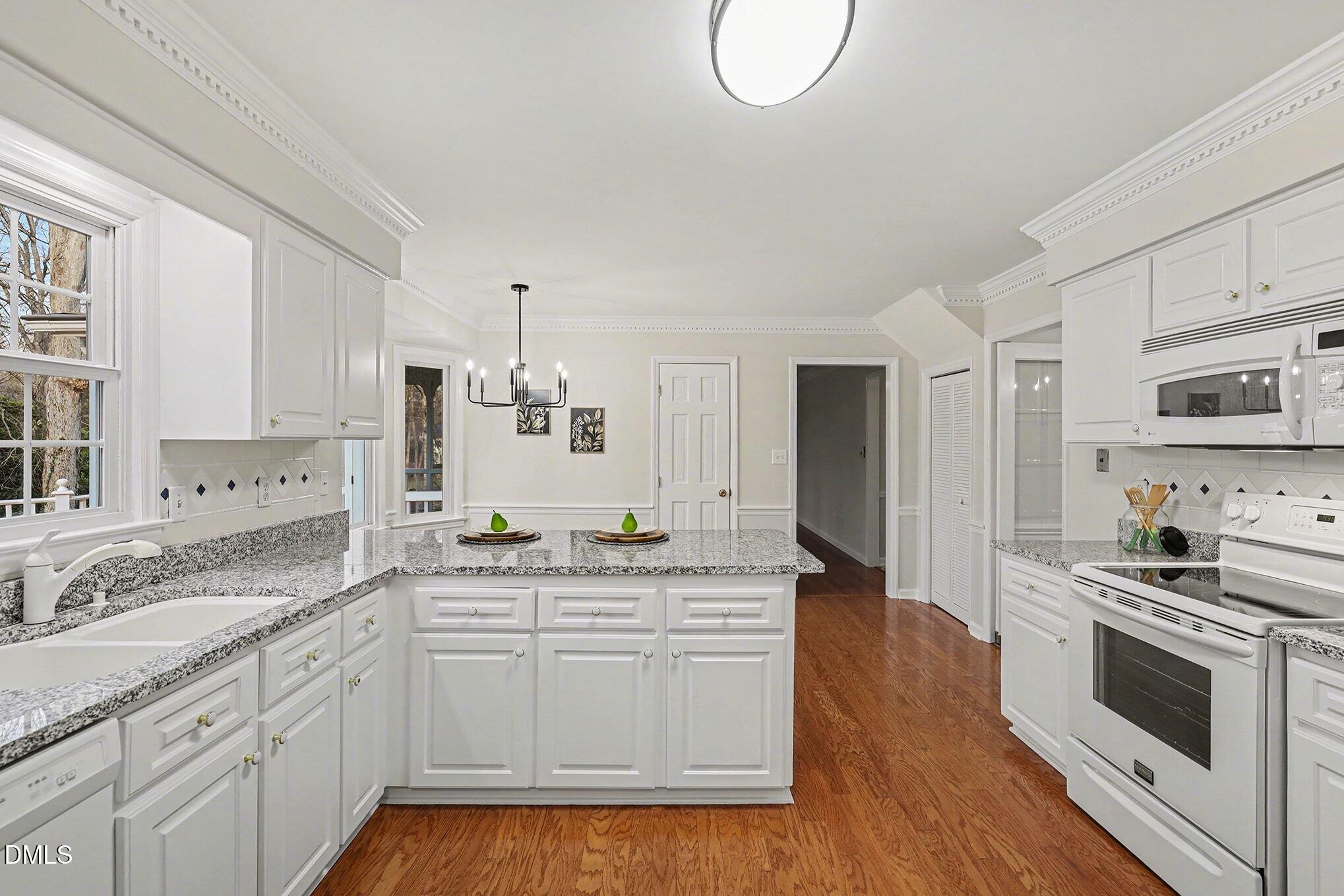 1708 Snow Wind Drive Raleigh, NC 27615 - Photo 11 of 31 011_img_5446_312