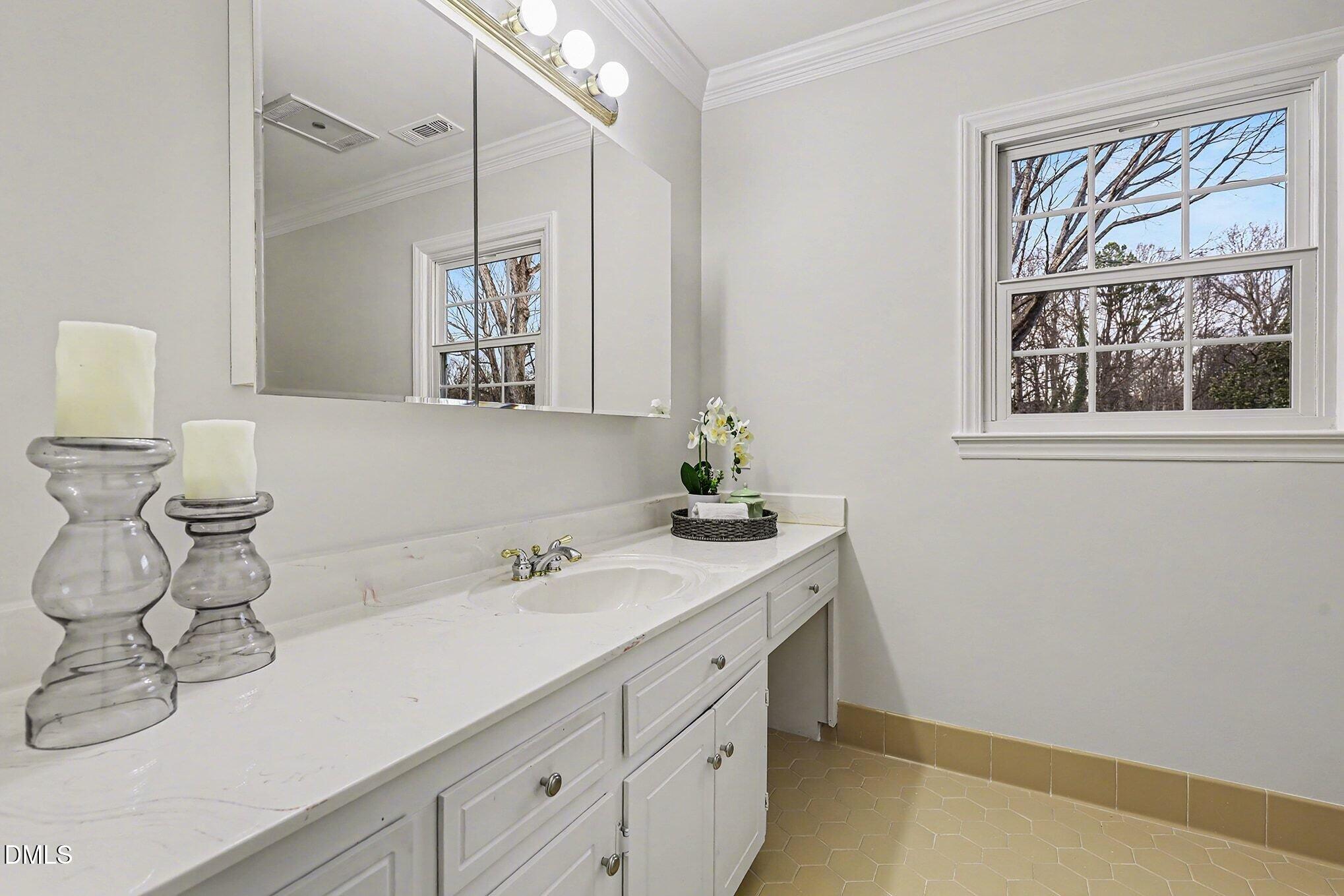 1708 Snow Wind Drive Raleigh, NC 27615 - Photo 25 of 31 025_img_5536_144