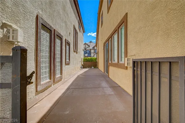 $3,000 | 9176 Worsley Park Place, Las Vegas, NV 89145