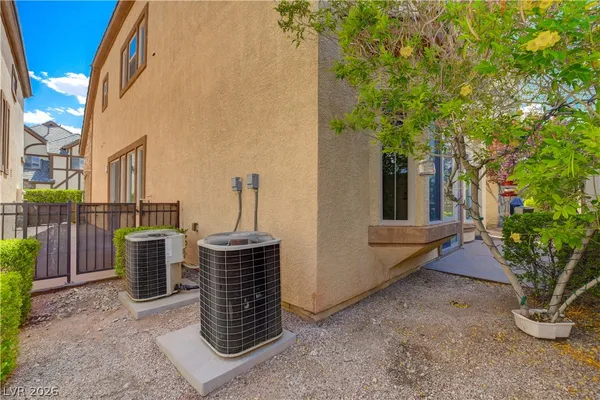 $3,000 | 9176 Worsley Park Place, Las Vegas, NV 89145