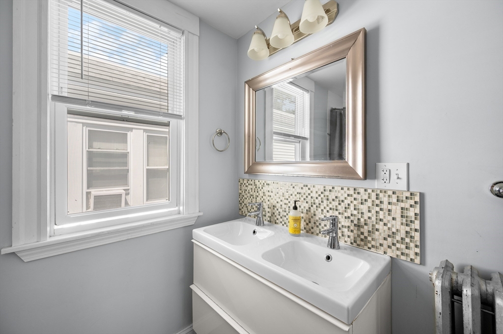 39 Cook Avenue, Unit 2 Chelsea, MA 02150 - Photo 13 of 27 Gallery Image 13