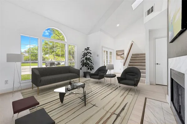 $274,900 | 815 Ventura Park, Irving, TX 75061