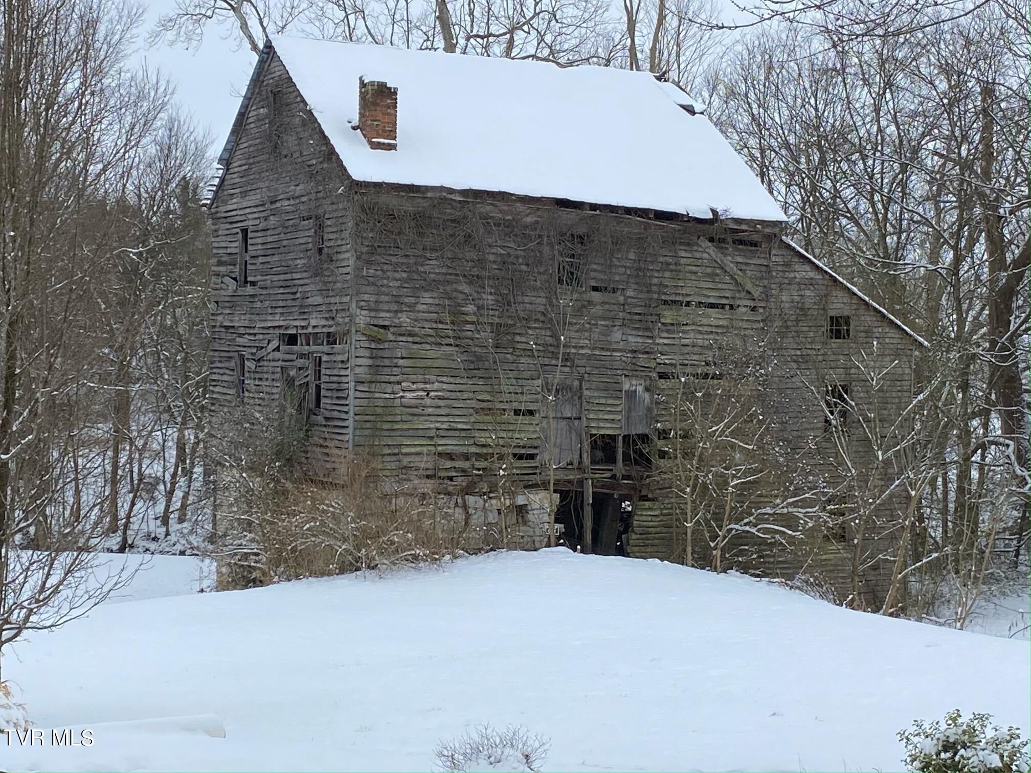 243 Bowmantown Road Jonesborough, TN 37659 - Photo 107 of 113 IMG_6489