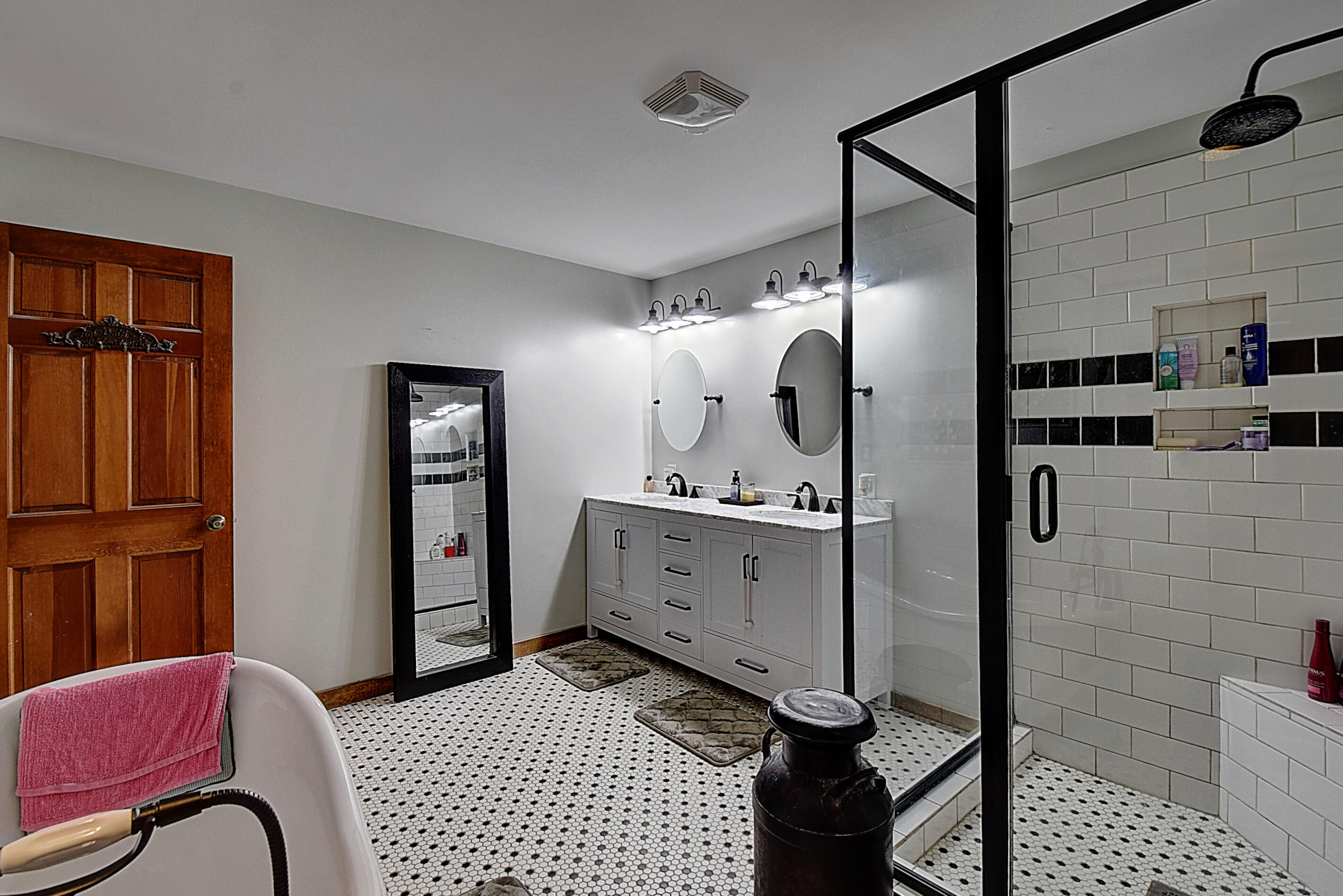 243 Bowmantown Road Jonesborough, TN 37659 - Photo 29 of 113 DSC_0388And8more