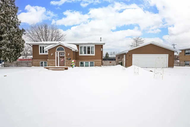 $335,000 | 525 Slate Street, Cloquet, MN 55720