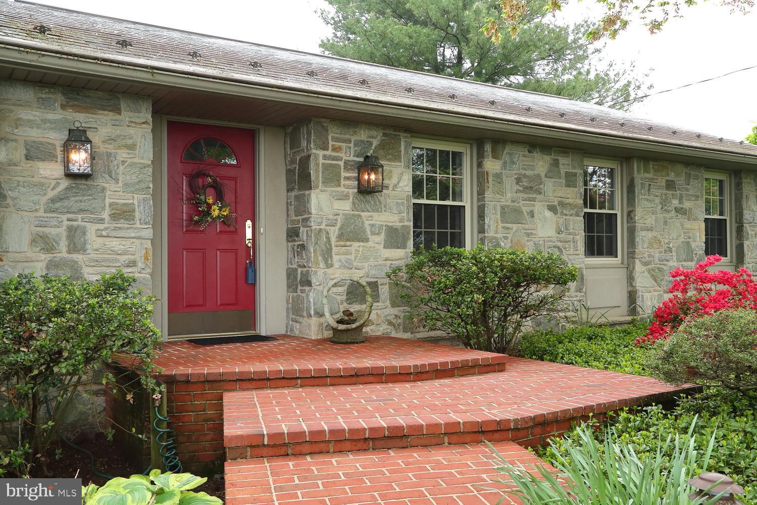1484 Silver Spring Road Mount Joy, PA 17552 - Photo 2 of 39 Gallery Image 2