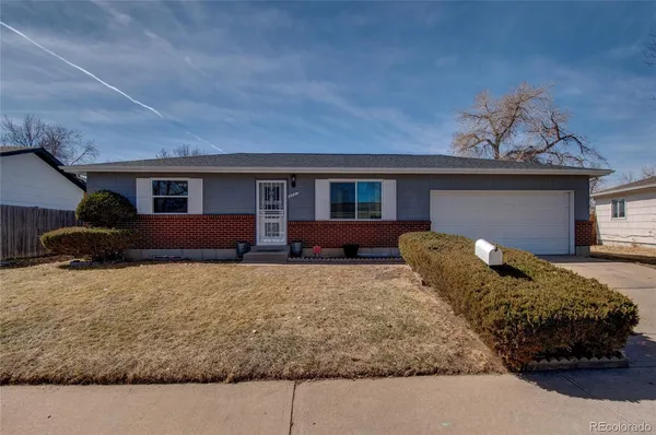 $2,600 | 5553 Crystal Way, Denver, CO 80239