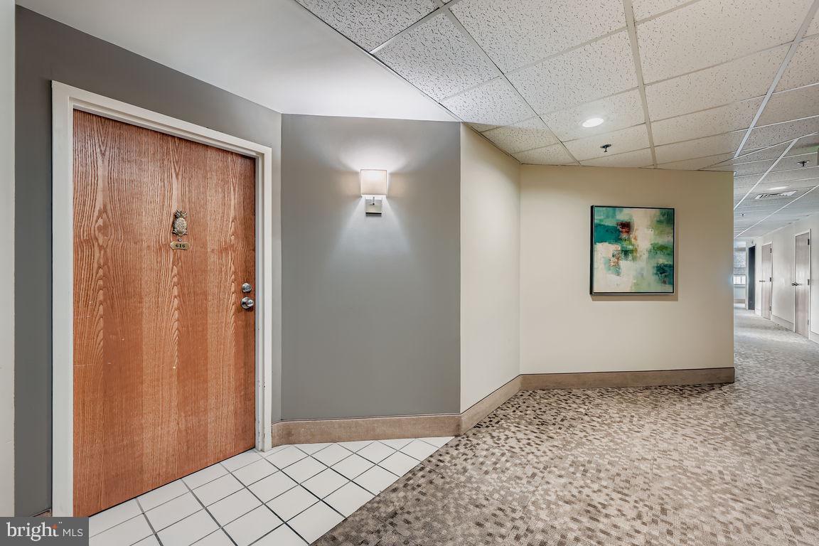 960 Fell Street, Unit 616 Baltimore, MD 21231 - Photo 15 of 37 Unit entry