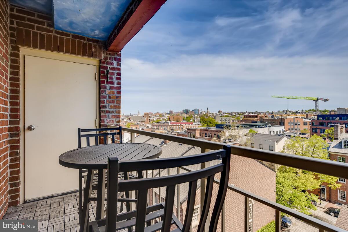 960 Fell Street, Unit 616 Baltimore, MD 21231 - Photo 7 of 37 deck to relax and enjoy