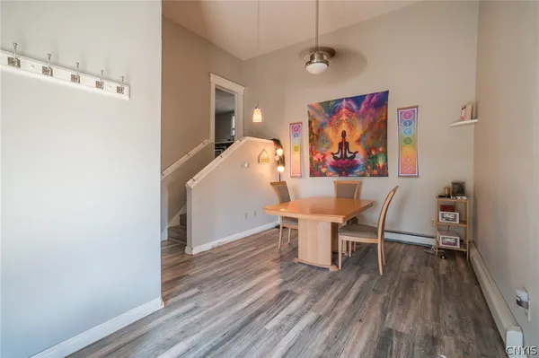 $275,000 | 461 South Main Street, Unit 1, Clay, NY 13212