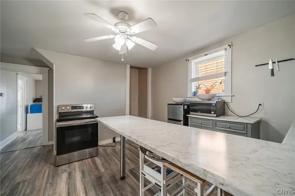 $275,000 | 461 South Main Street, Unit 1, Clay, NY 13212