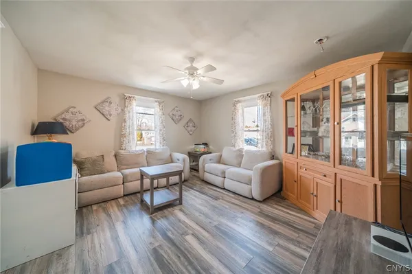 $275,000 | 461 South Main Street, Unit 1, Clay, NY 13212