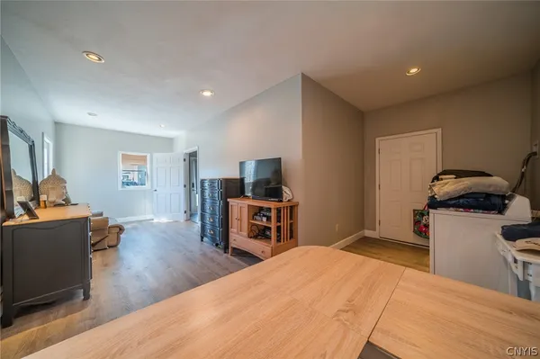 $275,000 | 461 South Main Street, Unit 1, Clay, NY 13212