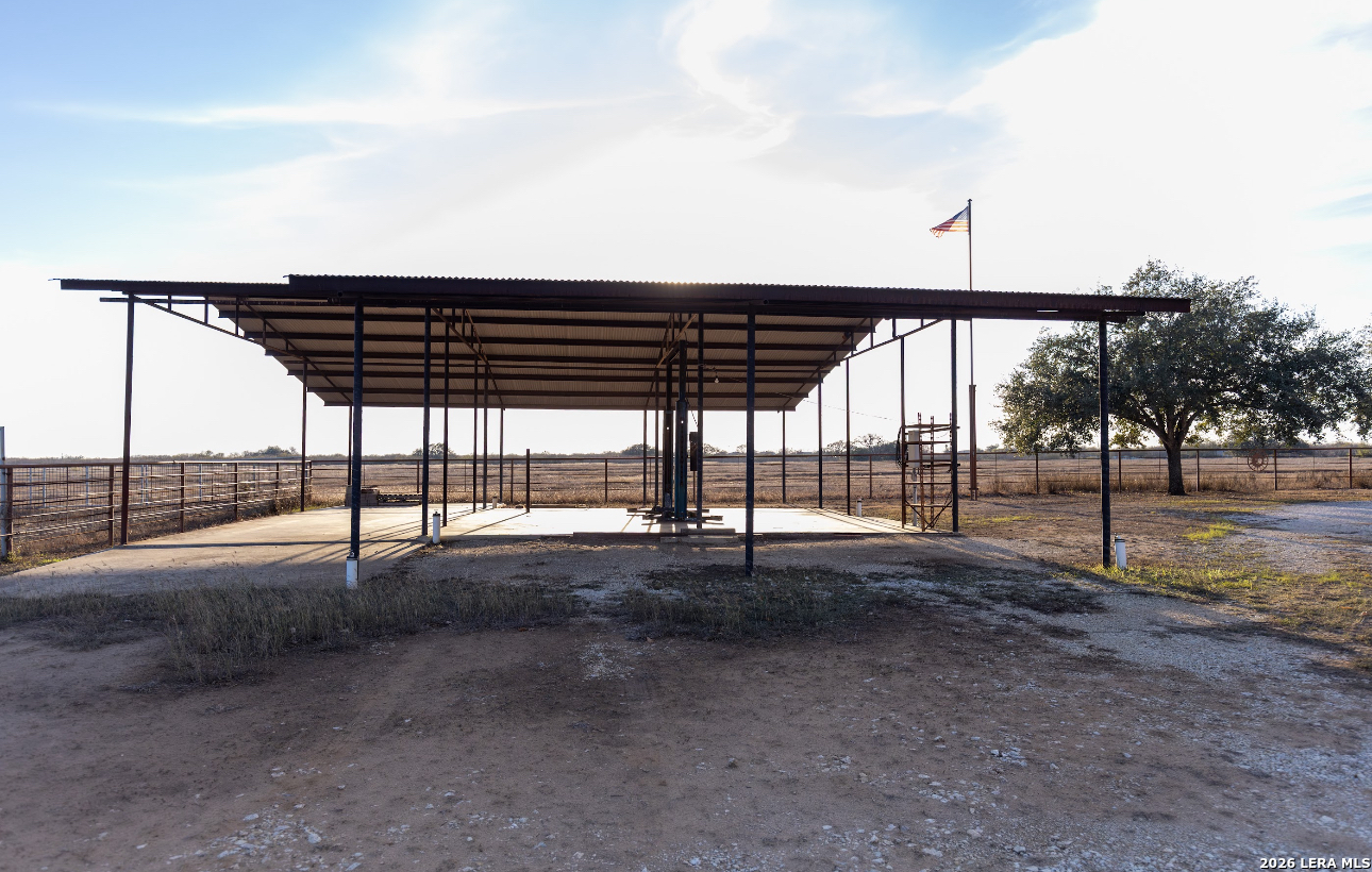 375 Bluntzer Road Jourdanton, TX 78026 - Photo 14 of 44 a view of a backyard