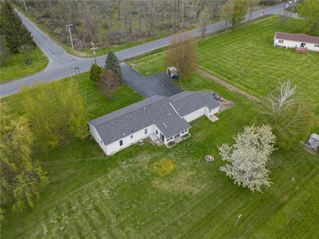 588 Marshall Road Geneva, NY 14456 - Photo 7 of 37