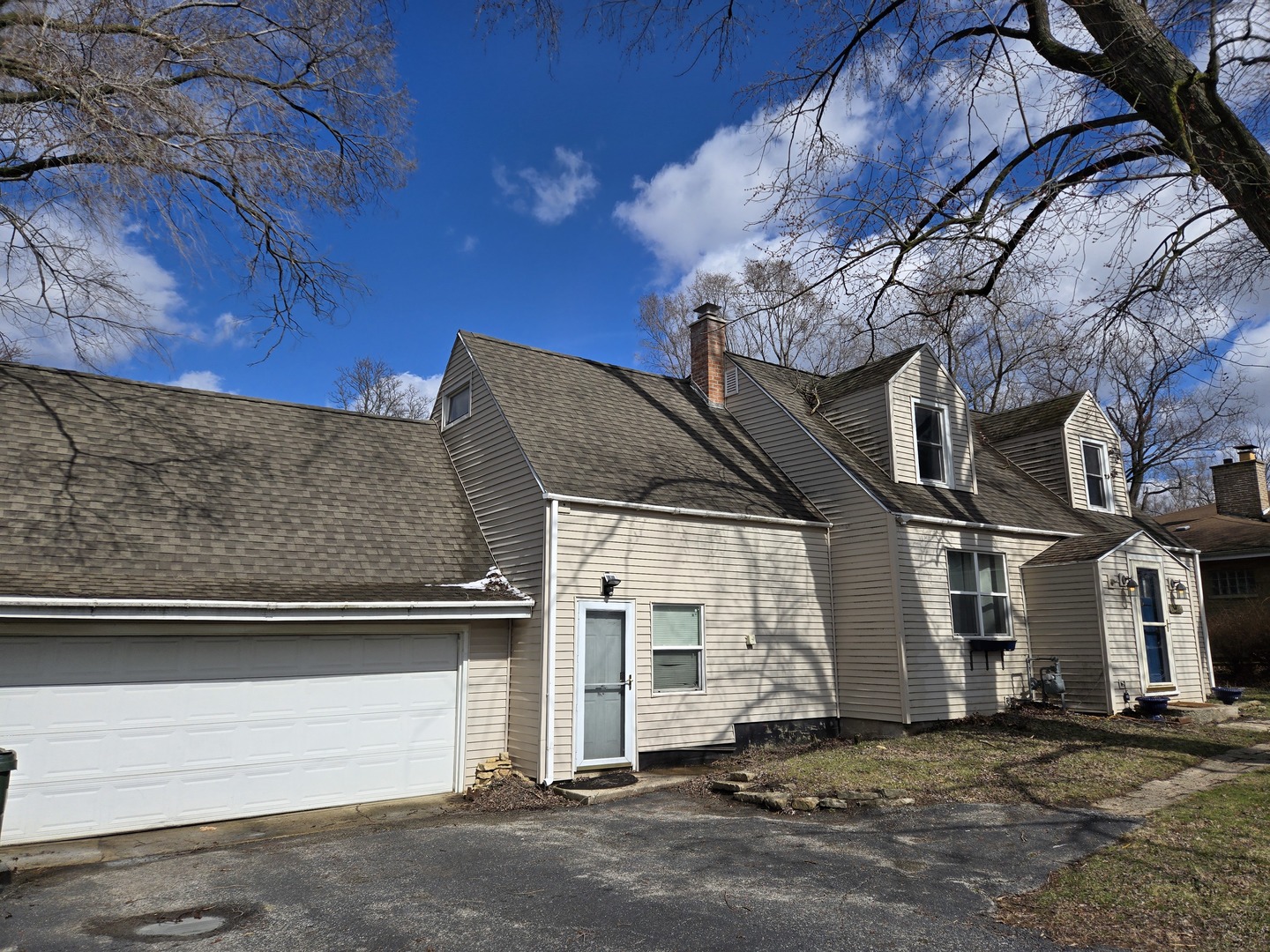 16517 Plainview Drive Markham, IL 60428 - Photo 1 of 30 a view of a house
