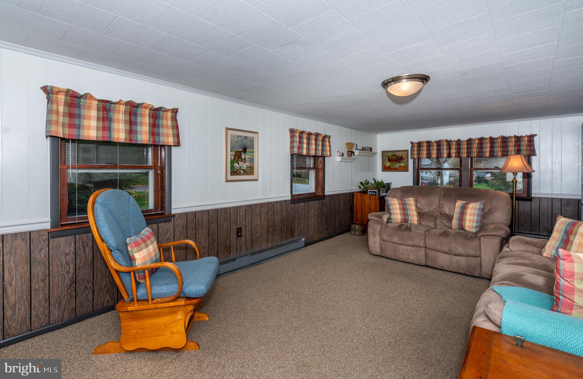 1602 Zarker Road Lancaster, PA 17601 - Photo 12 of 27 Family room