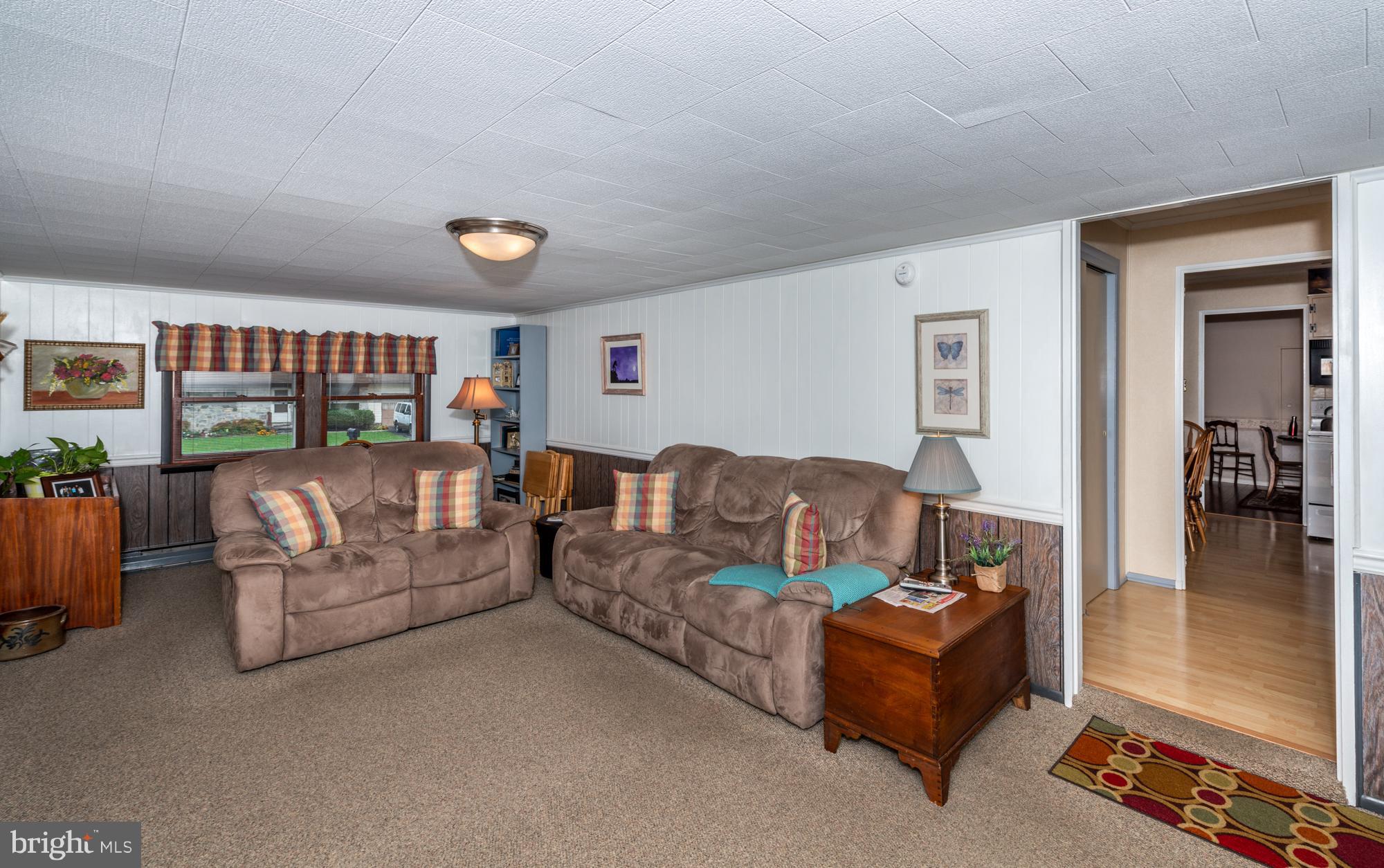 1602 Zarker Road Lancaster, PA 17601 - Photo 15 of 27 Family room