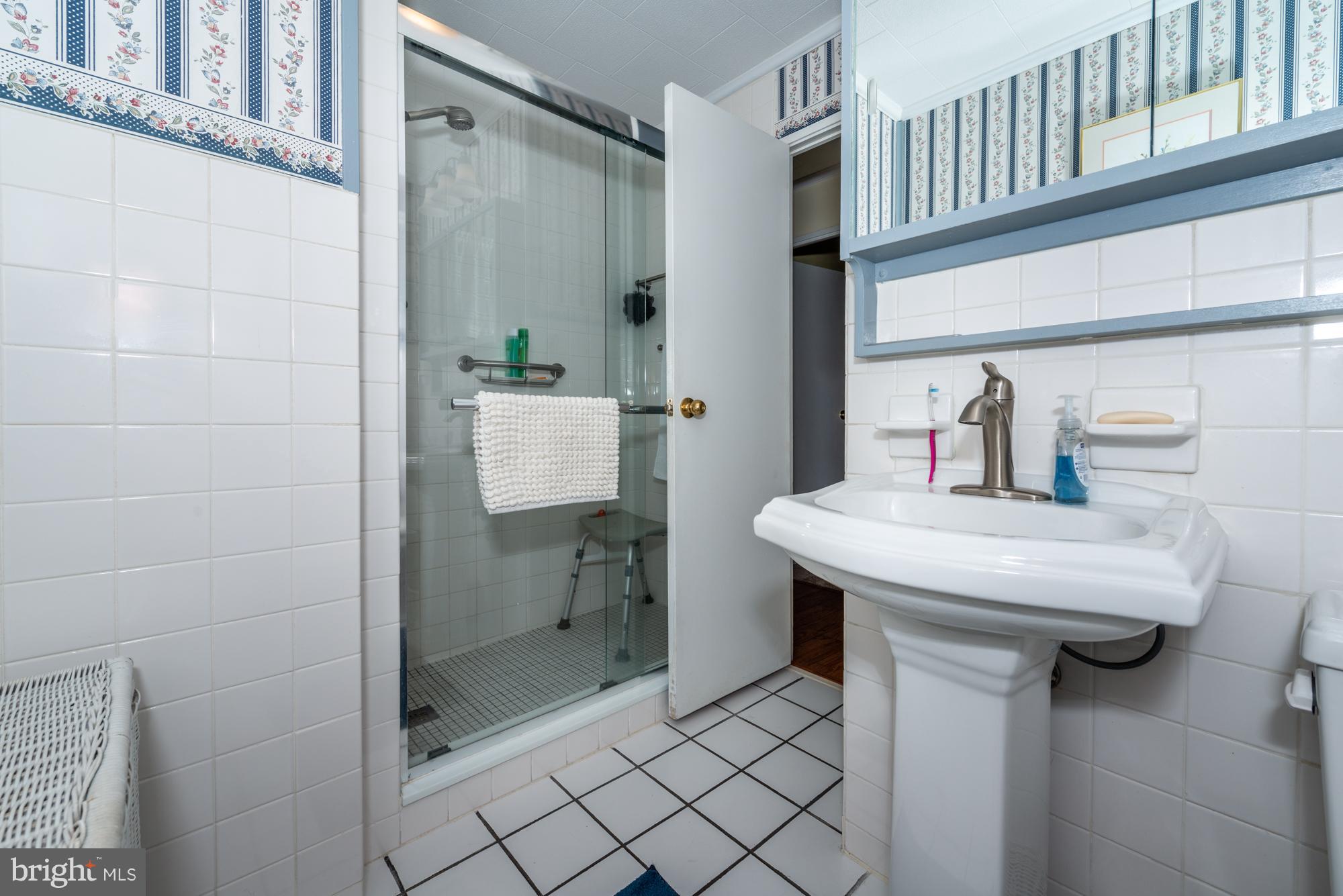 1602 Zarker Road Lancaster, PA 17601 - Photo 20 of 27 Bathroom