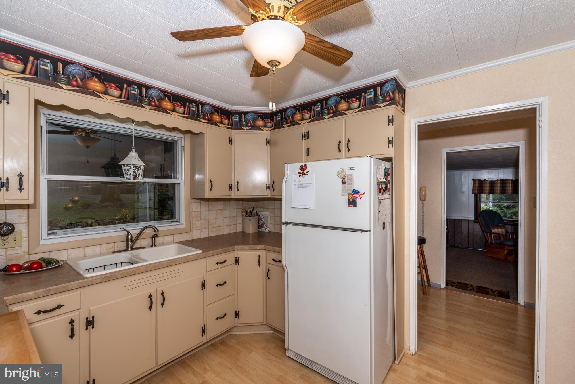 1602 Zarker Road Lancaster, PA 17601 - Photo 8 of 27 Kitchen