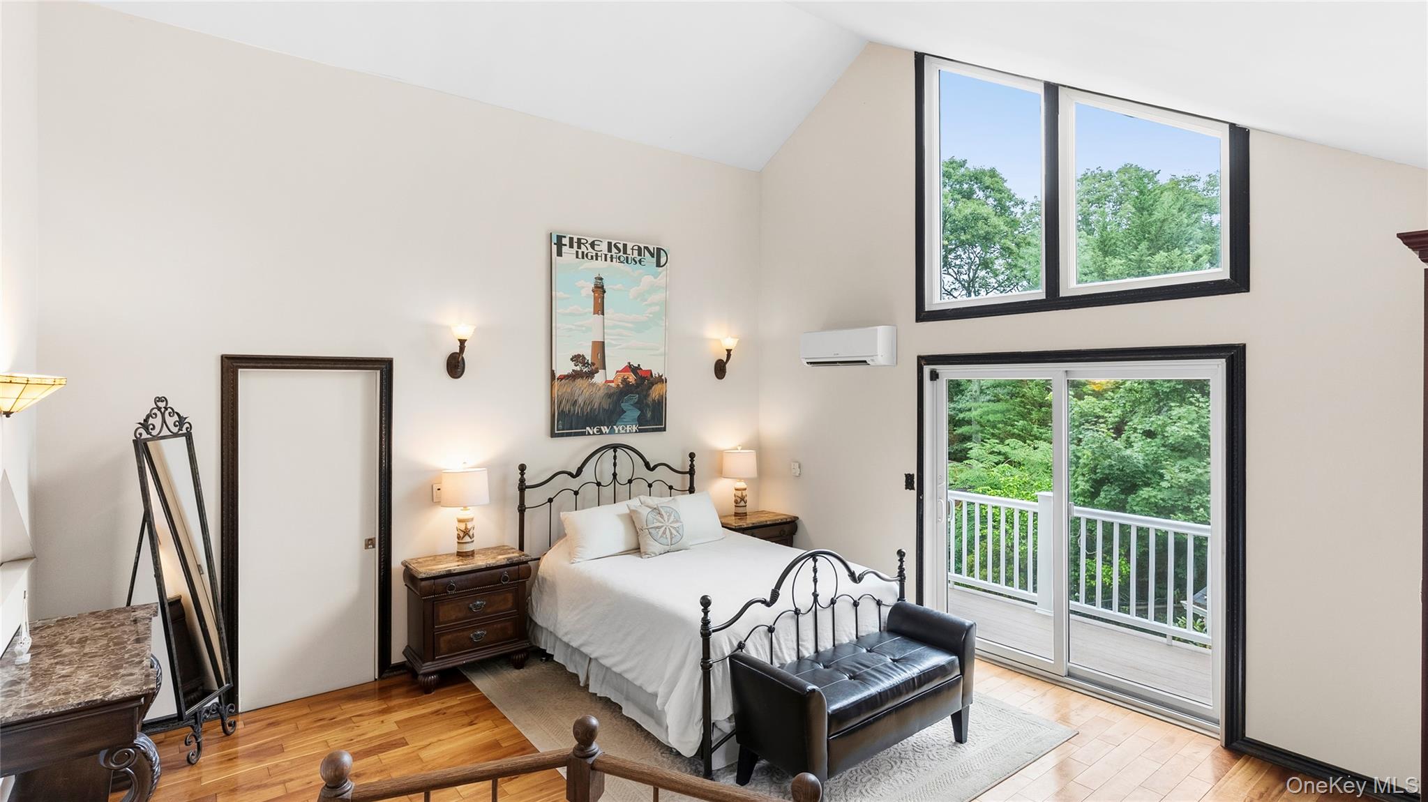 3 Ridge Road Northport, NY 11768 - Photo 12 of 21 Primary bedroom