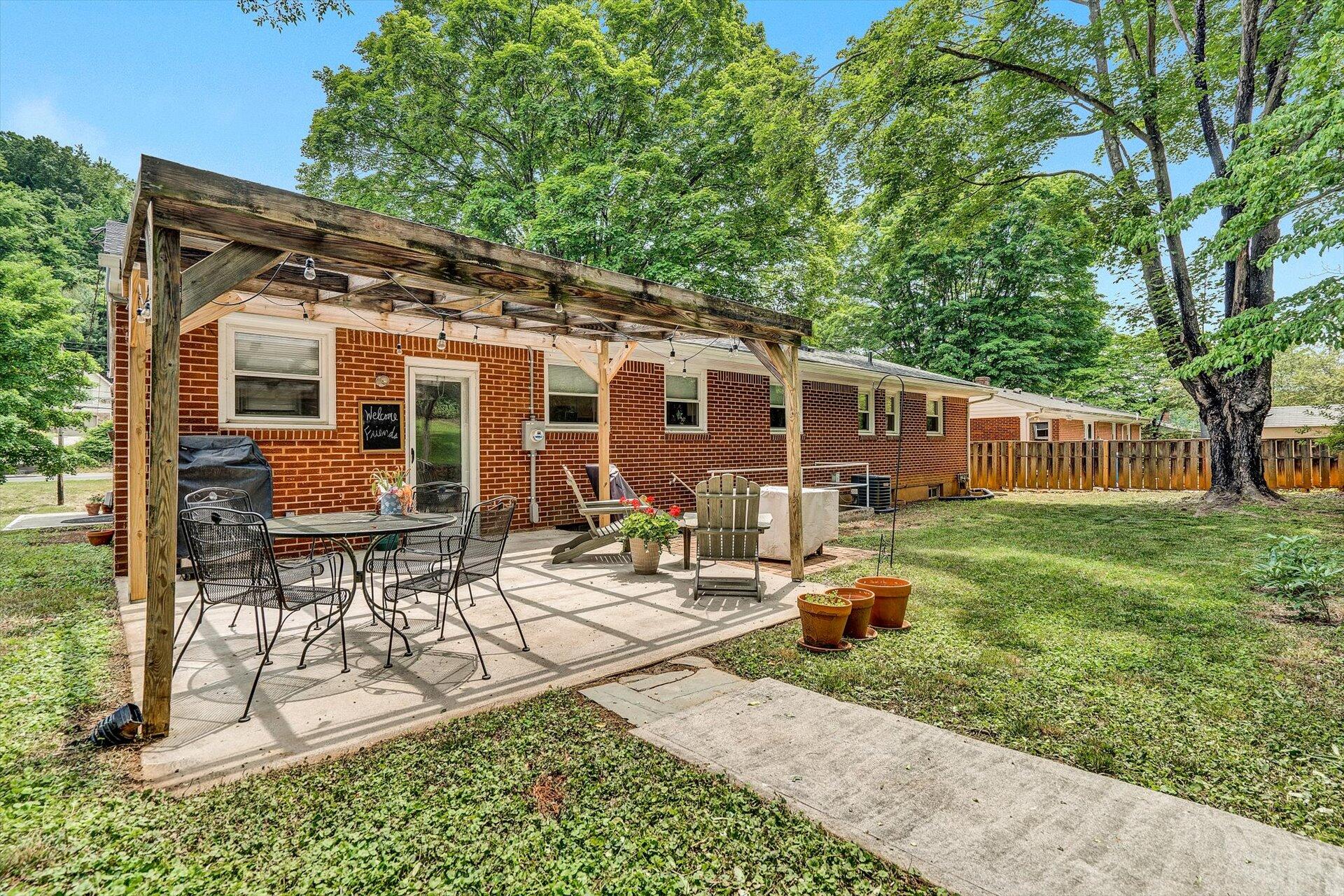2641 Grandin Road Southwest Roanoke, VA 24015 - Photo 30 of 34 30-052520230231