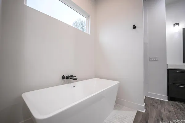 $3,500 | 2109 Bella Vista, Canyon Lake, TX 78133