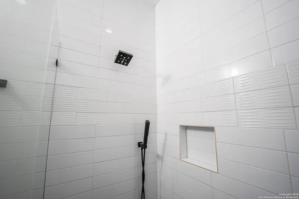 $3,500 | 2109 Bella Vista, Canyon Lake, TX 78133