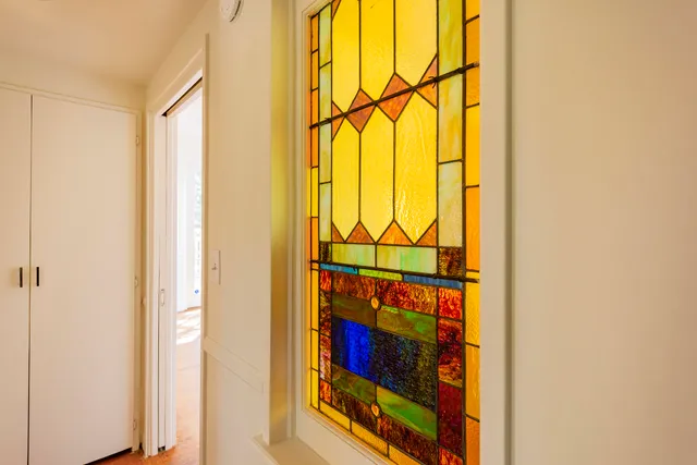 $1,950,000 | 212 Foothill Road, Ojai, CA 93023