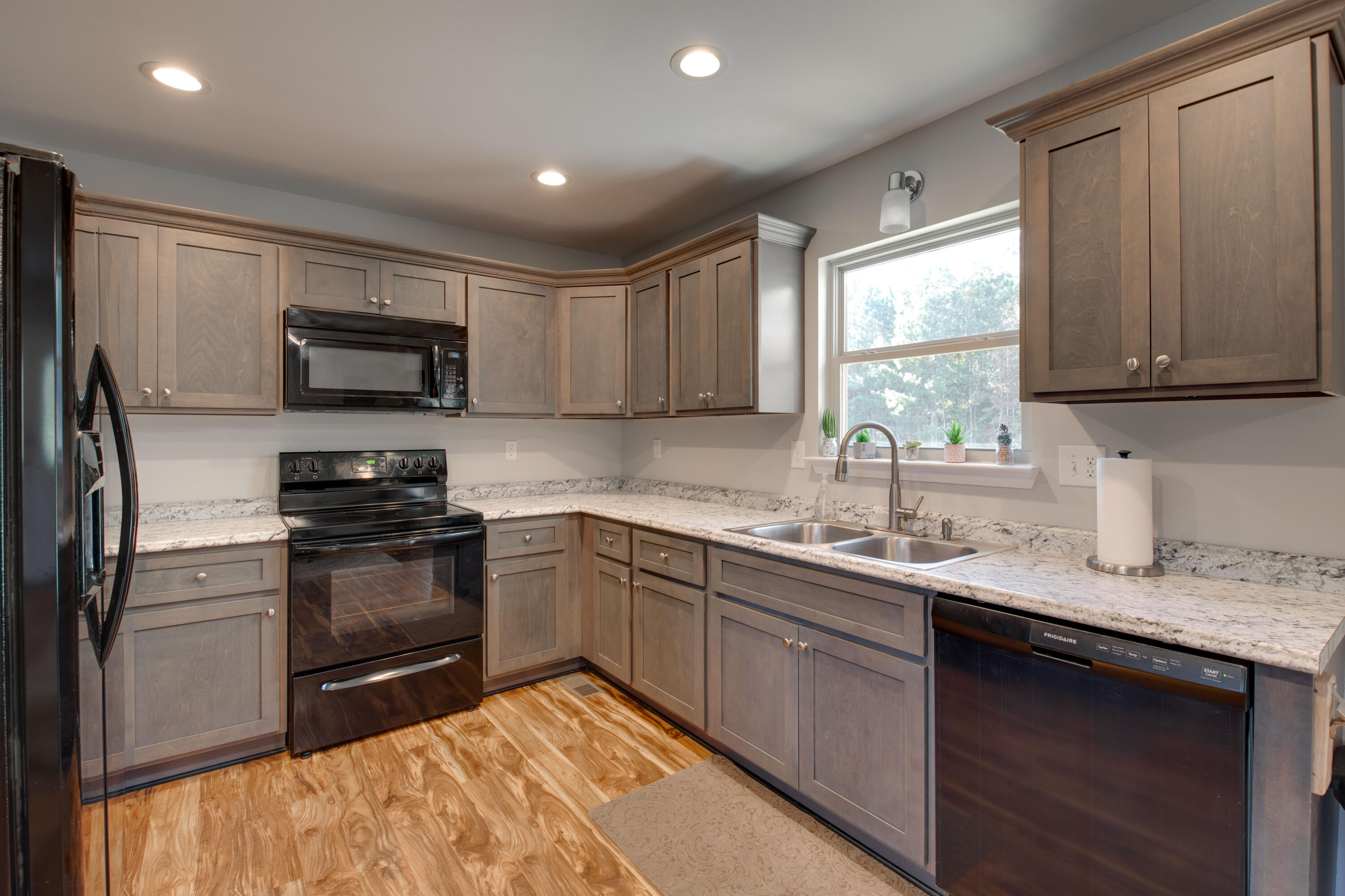 365 Sunny View Road Dayton, TN 37321 - Photo 15 of 31 D85_9527