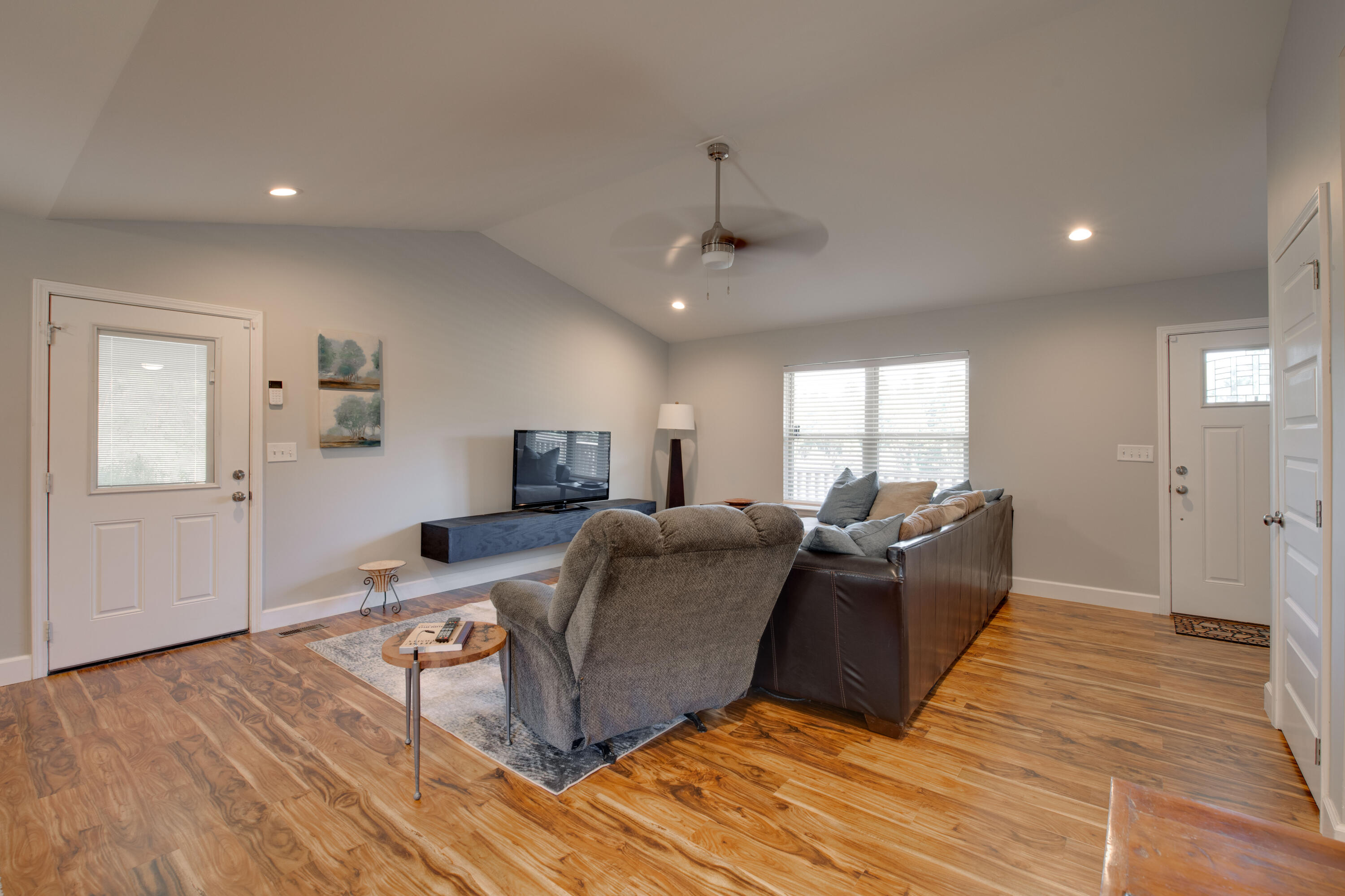 365 Sunny View Road Dayton, TN 37321 - Photo 20 of 31 D85_9539
