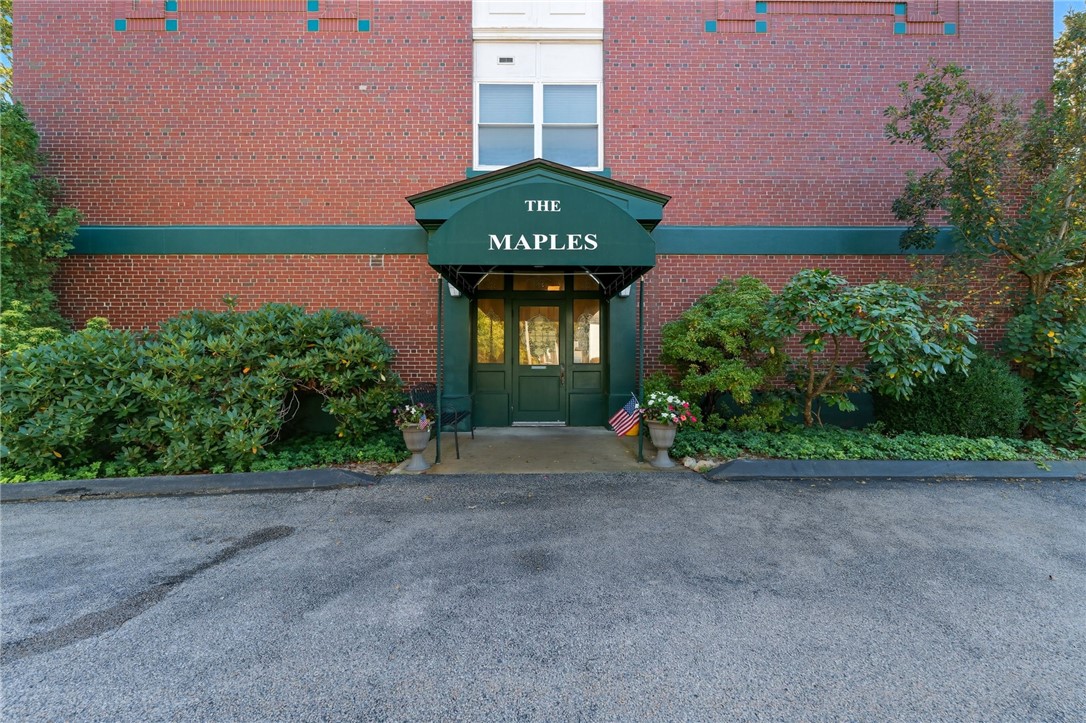 140 High Street, Unit 307 Westerly, RI 02891 - Photo 19 of 23