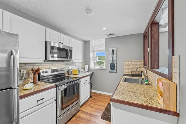 $255,000 | 140 High Street, Unit 307, Westerly, RI 02891