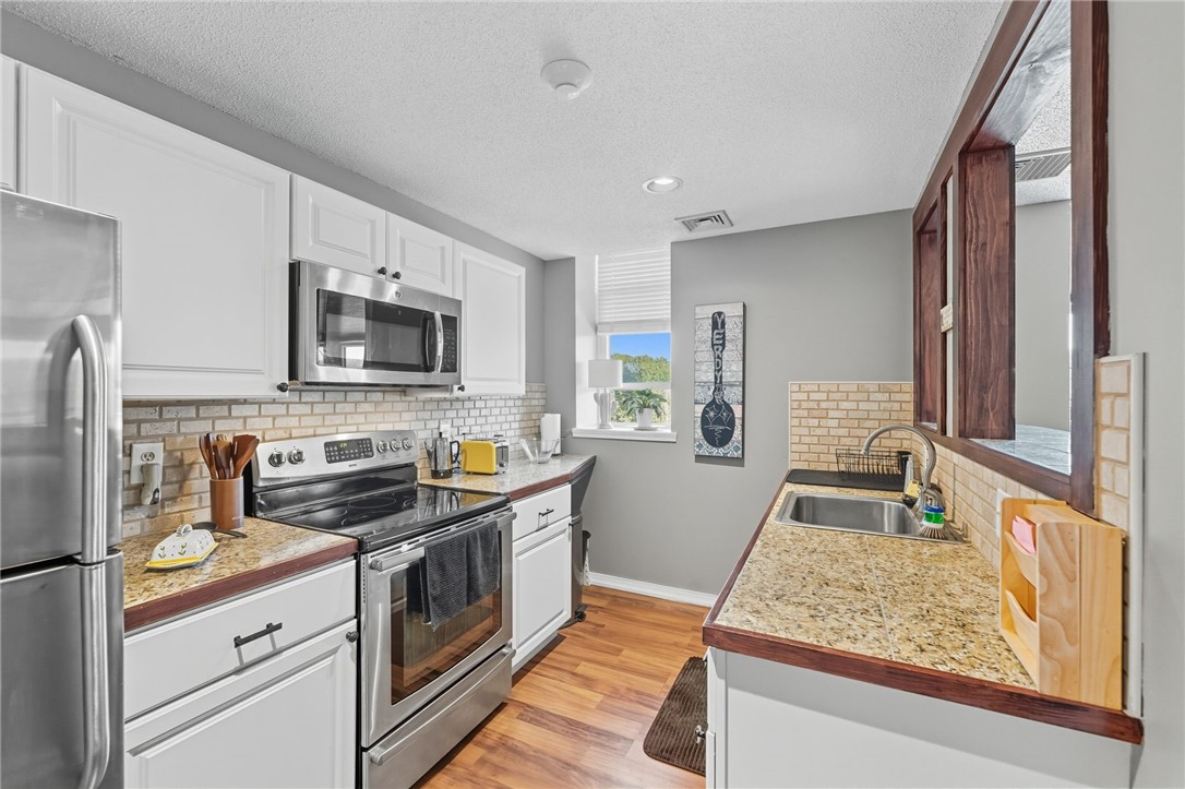 140 High Street, Unit 307 Westerly, RI 02891 - Photo 2 of 23