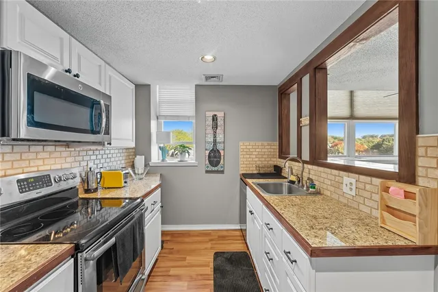 $255,000 | 140 High Street, Unit 307, Westerly, RI 02891