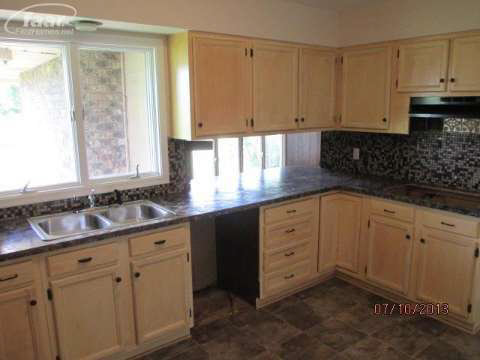 6122 West Mount Morris Road Mount Morris, MI 48458 - Photo 22 of 26 20363929-21.JPG