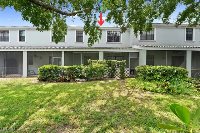 front view of house with a yard