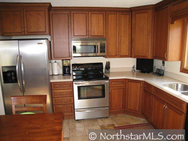 1511 Sherwood Road Shoreview, MN 55126 - Photo 1 of 10 Gallery Image 1