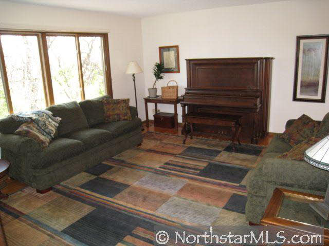 1511 Sherwood Road Shoreview, MN 55126 - Photo 7 of 10 Gallery Image 7