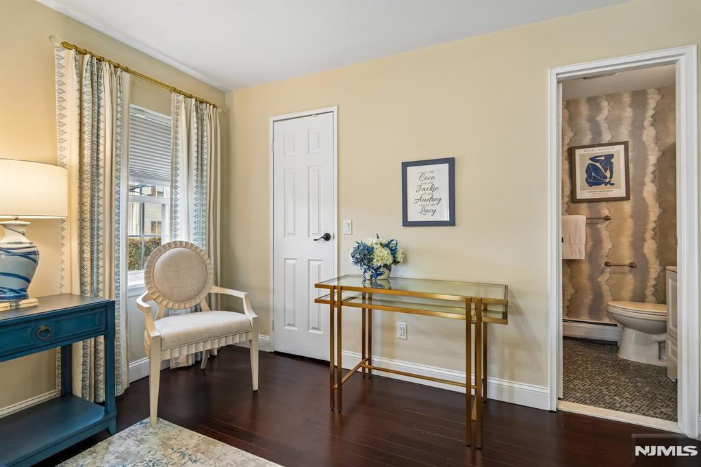364 West Ridgewood Avenue, Unit 3 Ridgewood, NJ 07450 - Photo 16 of 27