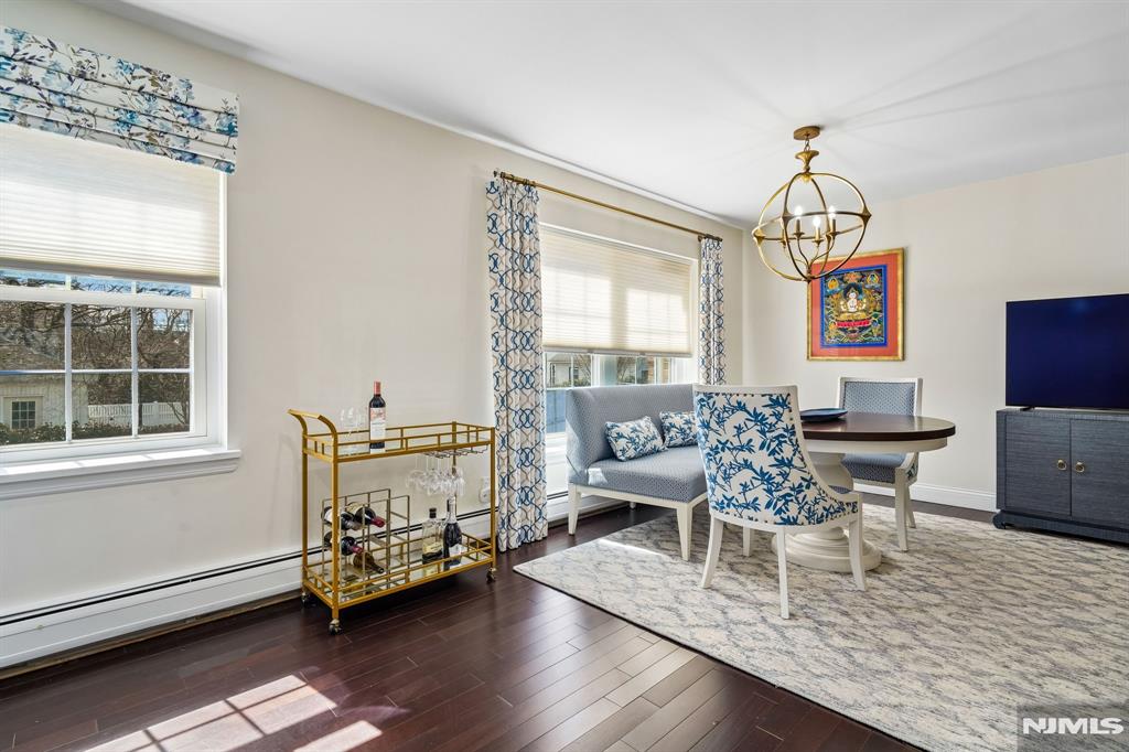 364 West Ridgewood Avenue, Unit 3 Ridgewood, NJ 07450 - Photo 8 of 27